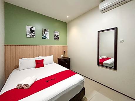 RedDoorz near Taman Krida Budaya Malang