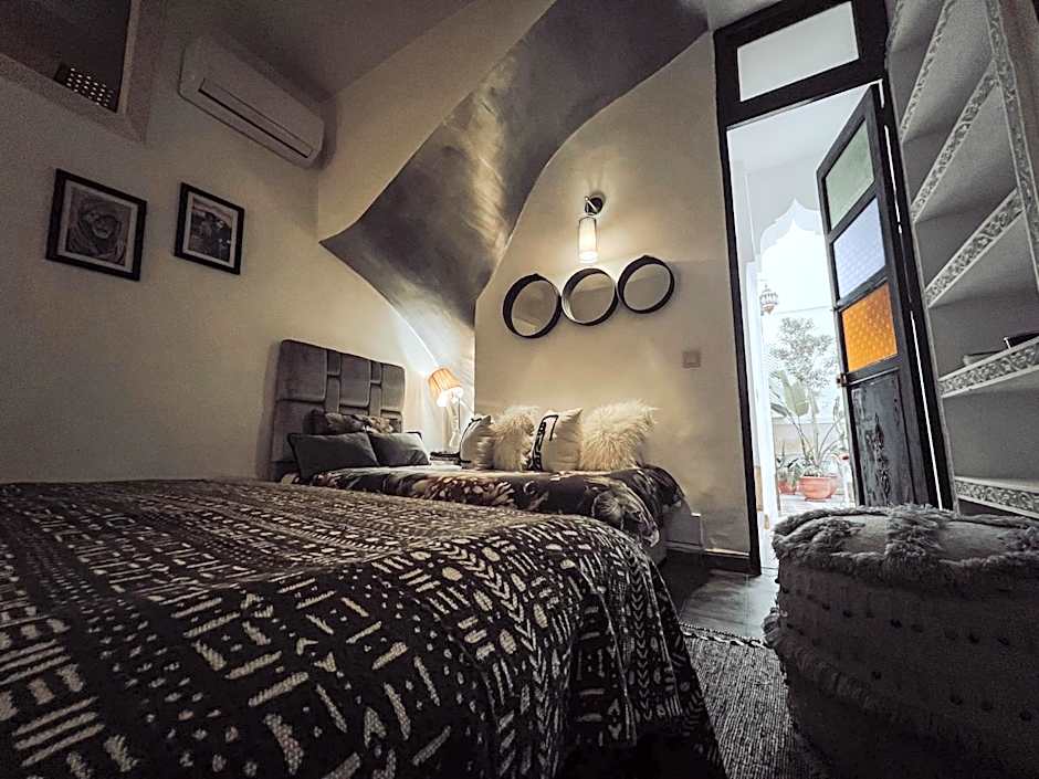 DAR AURORA