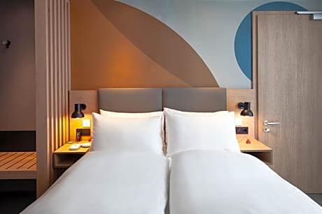 Premium Queen Room