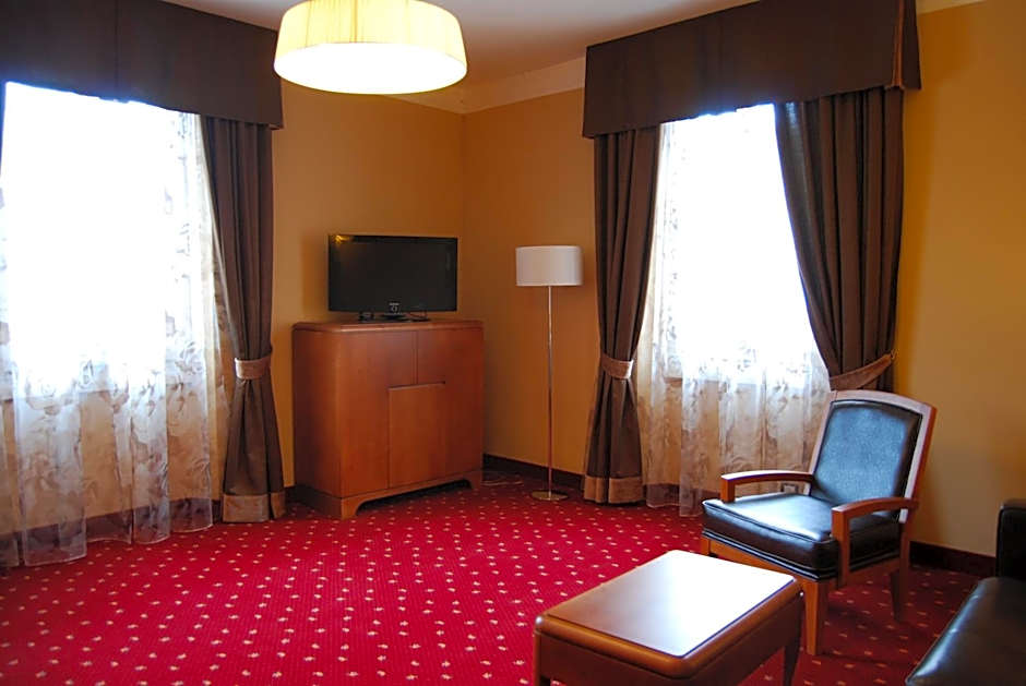 Hotel Milano Pool & Garden