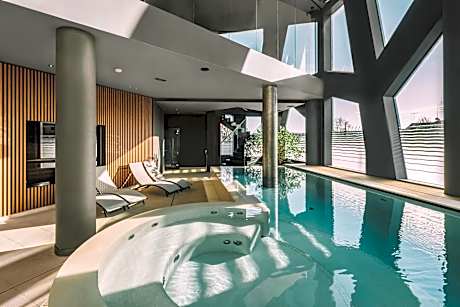 Superior Double with spa access included