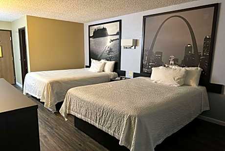 Queen Room with Two Queen Beds - Non-Smoking