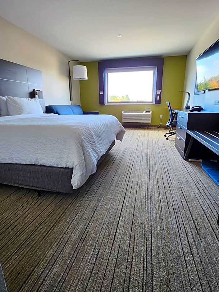 Holiday Inn Express and Suites Camas - Vancouver By IHG