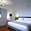 Aenea Superior Inn