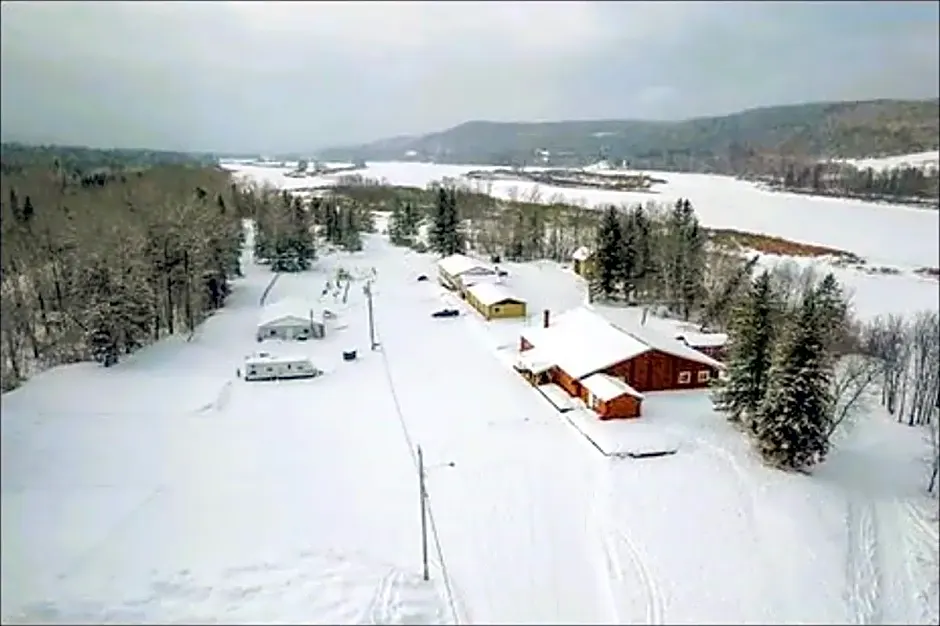 Love Hotels St John River by OYO at Fort Kent ME
