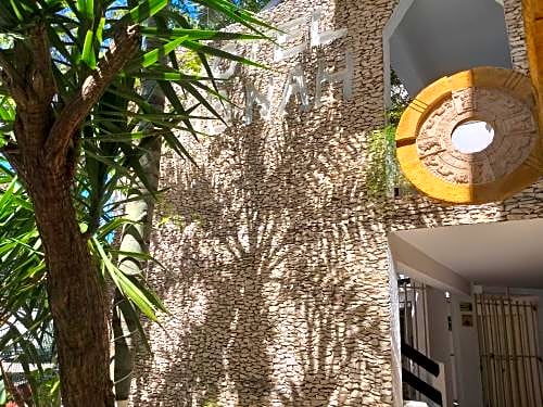 Hotel Labnah