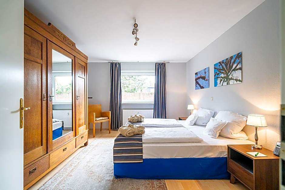 Waldhotel Tannenhäuschen