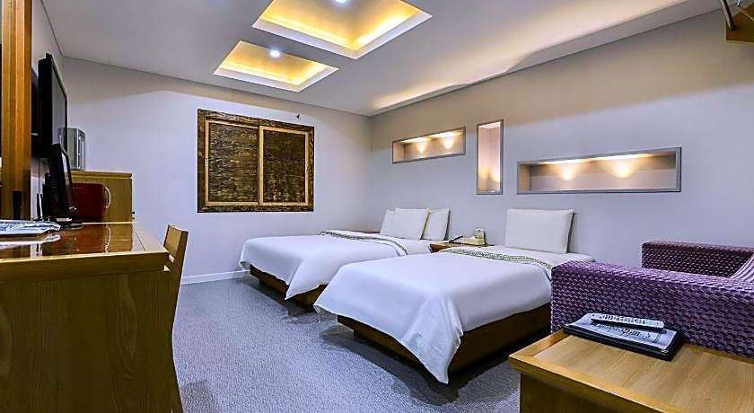 Amour Symphony Hotel