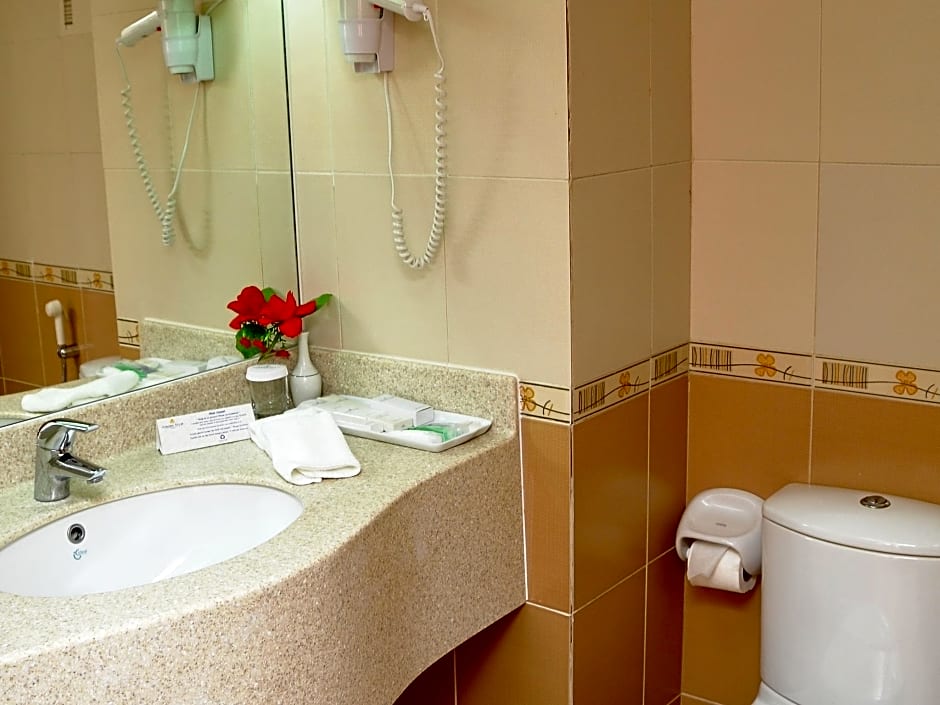 Golden Tulip Nizwa Hotel