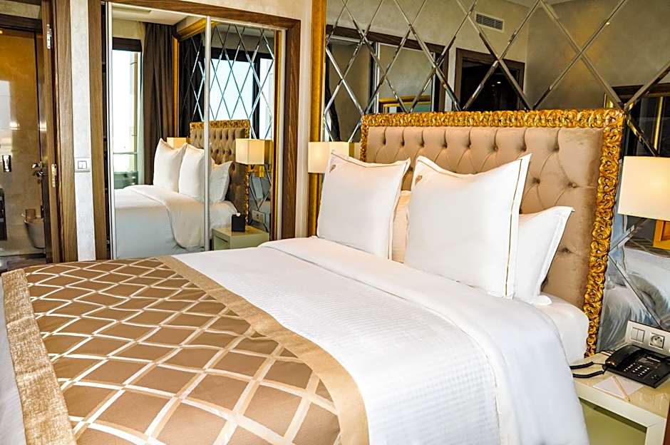 Suite Hotel Casa Diamond