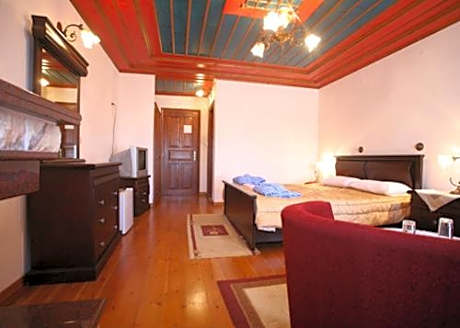 Superior Triple Room with Mountain view and Fireplace