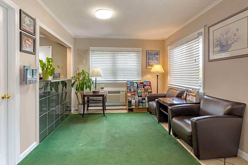 Econo Lodge Sturbridge