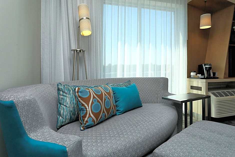 Courtyard by Marriott North Brunswick