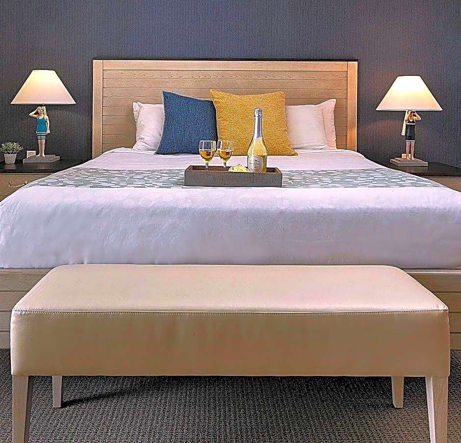 Pismo Lighthouse Suites