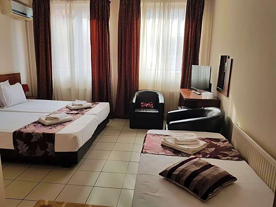 Hotel Tranzzit