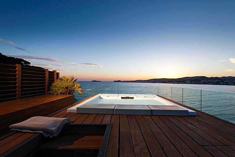 Hostellerie La Farandole