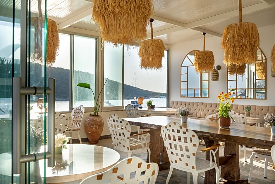 Liman Hotel Gumusluk