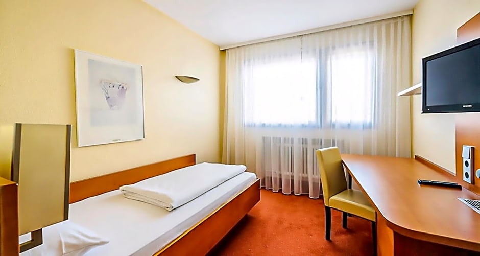 Novum Hotel Rieker Stuttgart Hauptbahnhof   