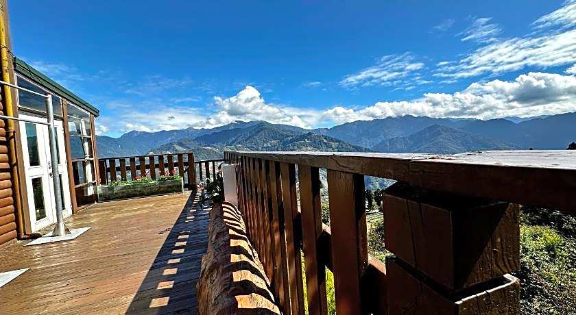 Dindai Glass Vacation Villa