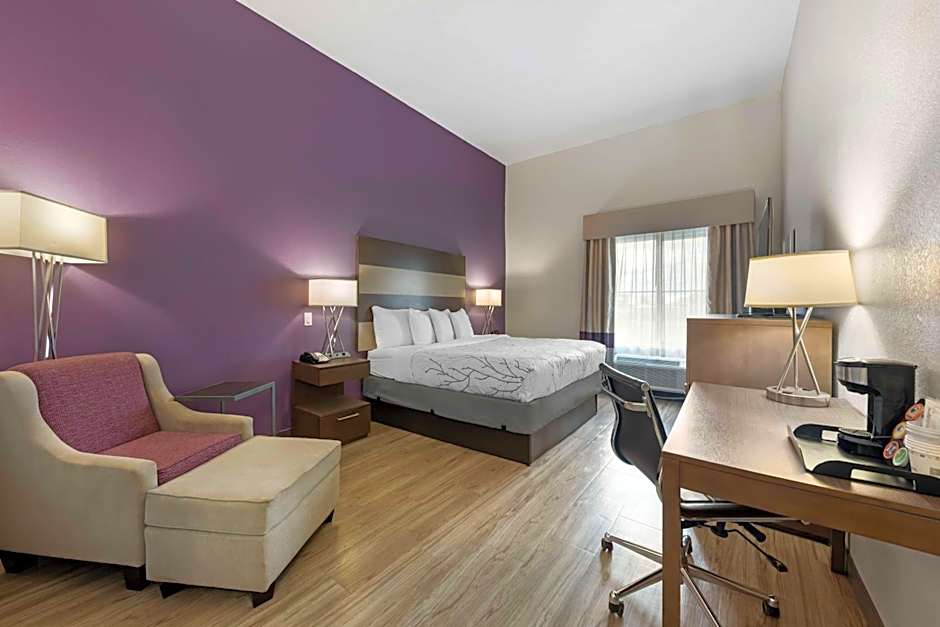 Best Western Plus Buda Austin Inn & Suites