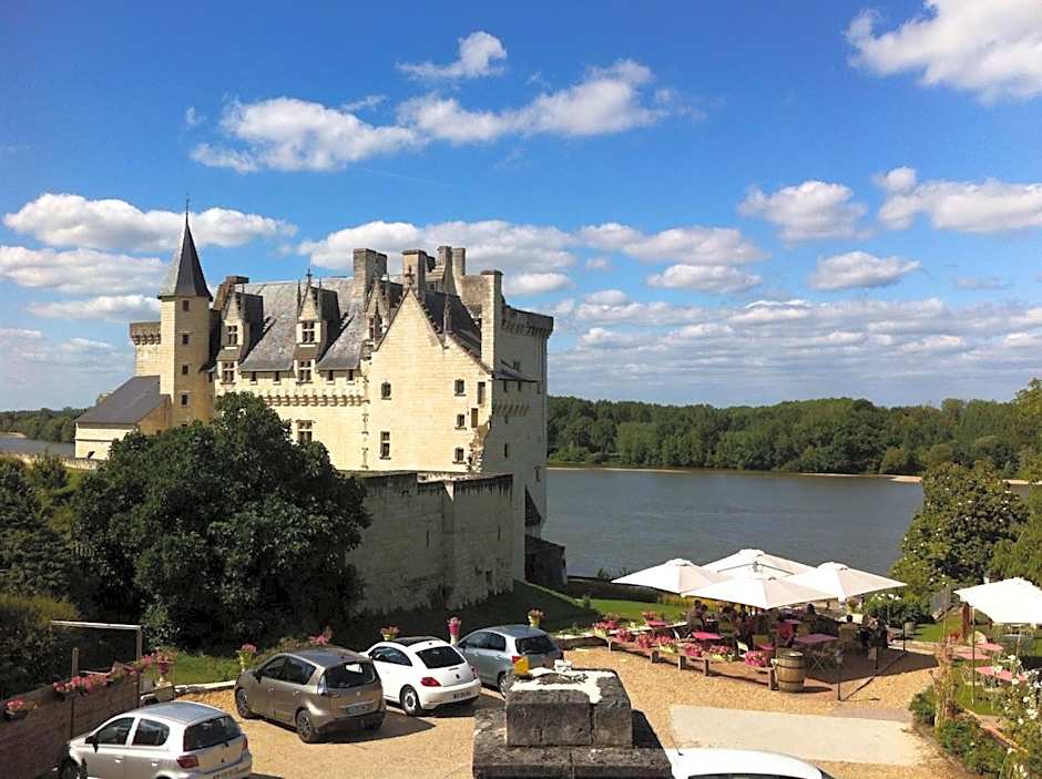 Logis Hotel Le Bussy