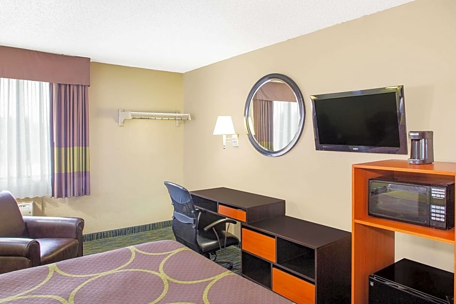 Super 8 by Wyndham Panama City
