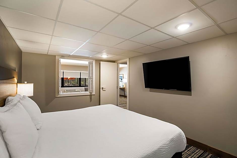 Best Western Antlers