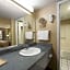 Super 8 by Wyndham Meridian