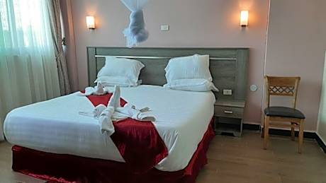 Teferi Mekonnen Hotel