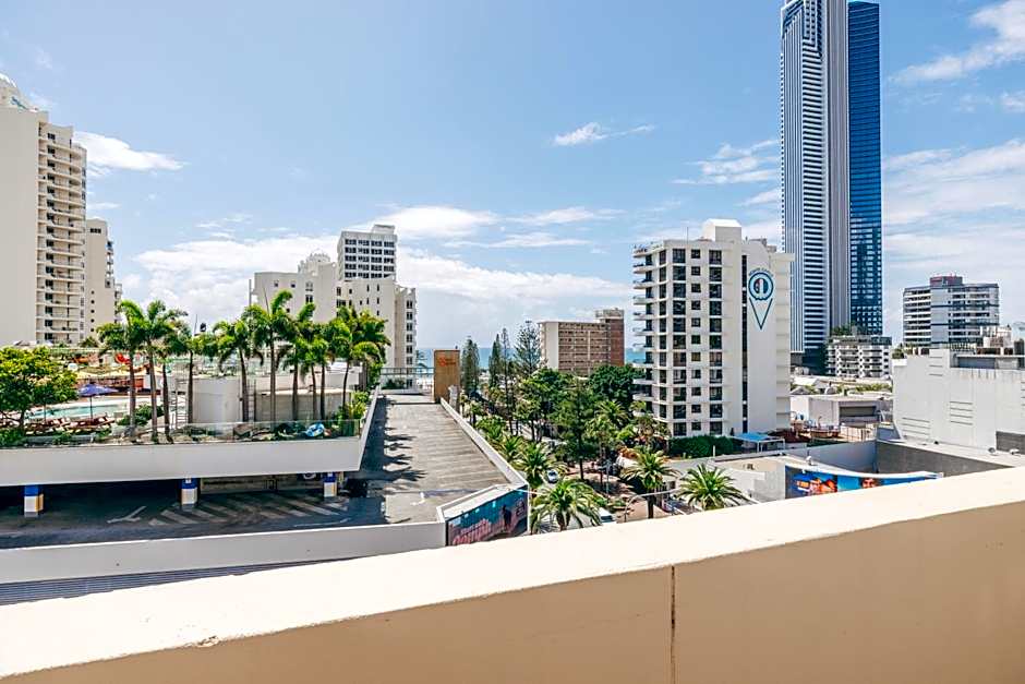 Maze Backpackers - Gold Coast