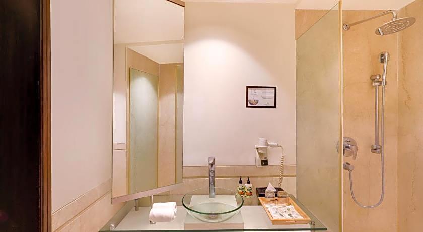 Lemon Tree Premier 2, Gurugram