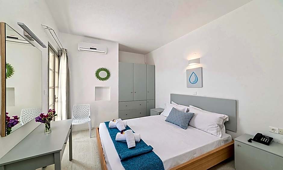 Photo 1 of 6 of Family Suite, Garden View