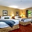 Grand Summit Hotel