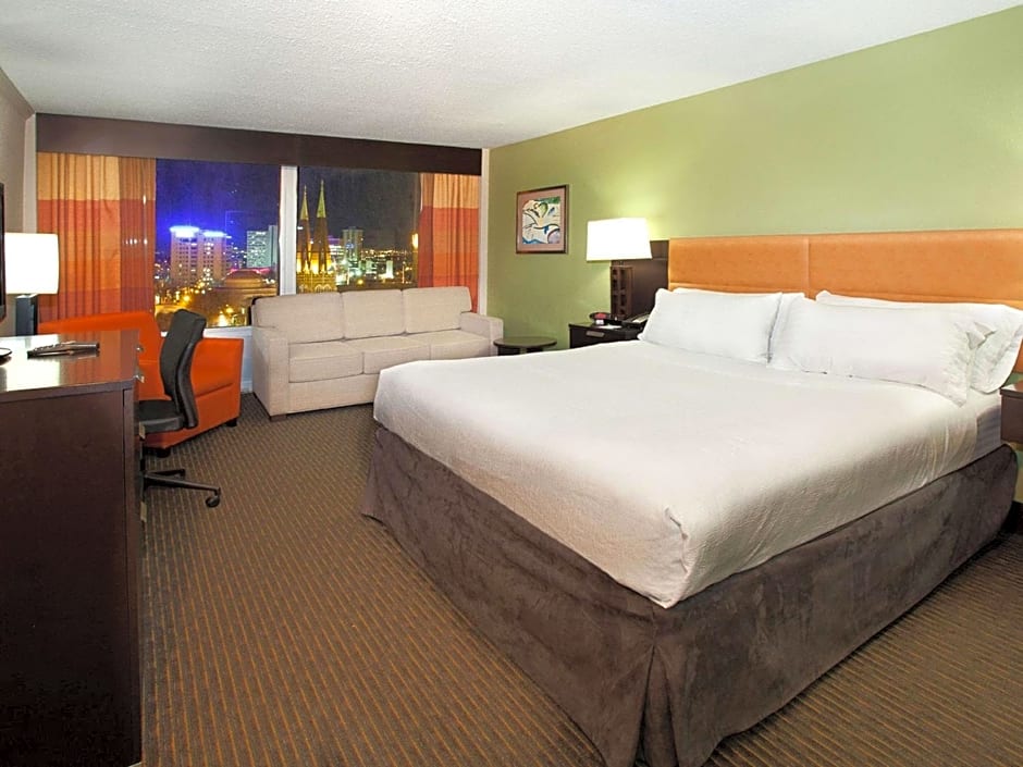 17 West Hotel, Ascend Hotel Collection