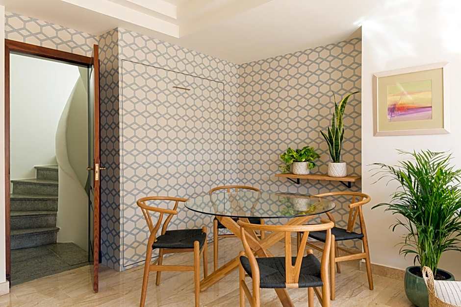 Puerta Catedral Apartments