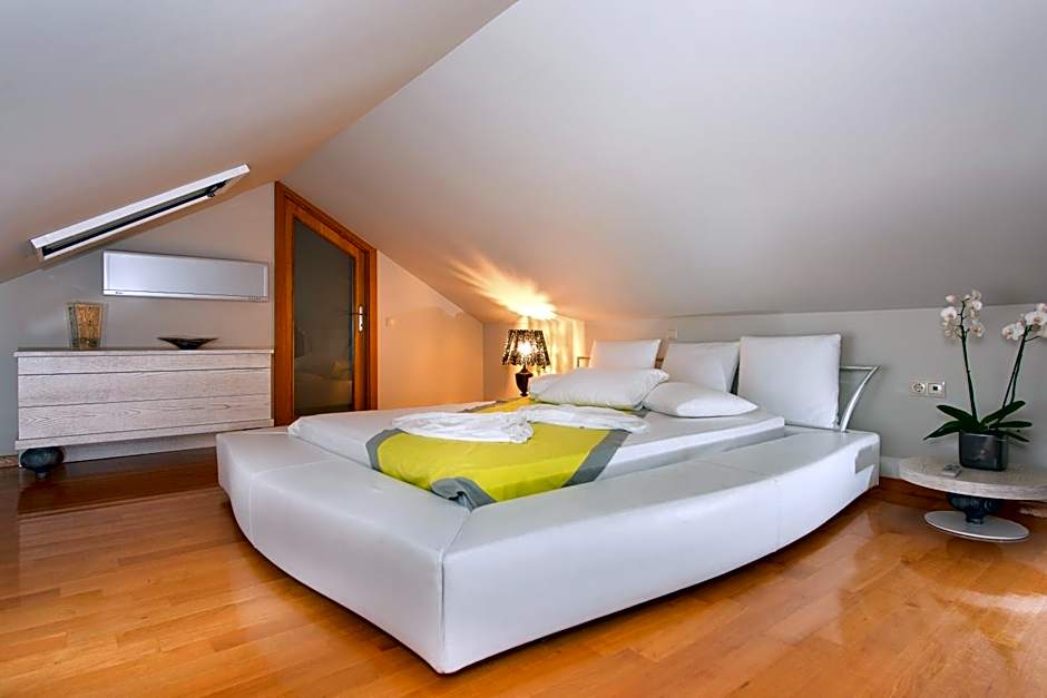 Louloudis Boutique Hotel