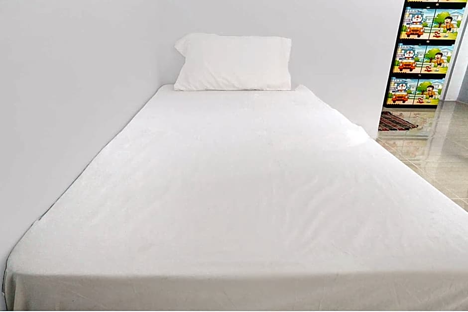 OYO Life 92918 Rumah Kost Arrahma Syariah