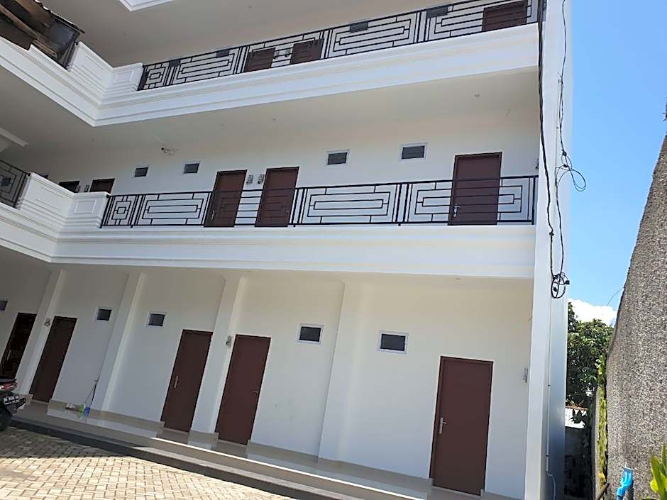 OYO 90536 Wenasia Residence – Manado, CA