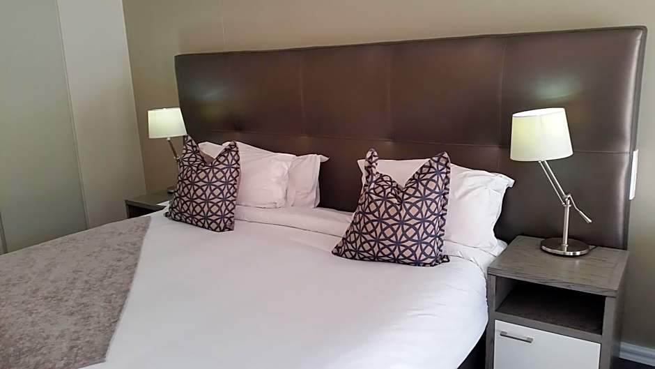 Lagoon Beach Hotel & Spa