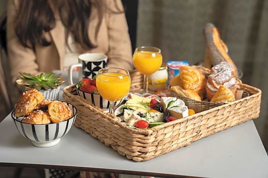 Hotel Du Mont Dore Batignolles