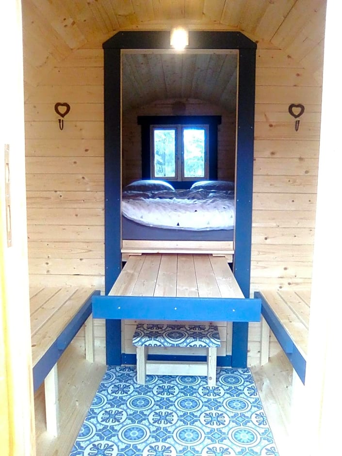 LES TONNEAUX DE L'EURE LOGEMENT INSOLITE