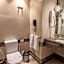 Frontel Al Harithia Hotel