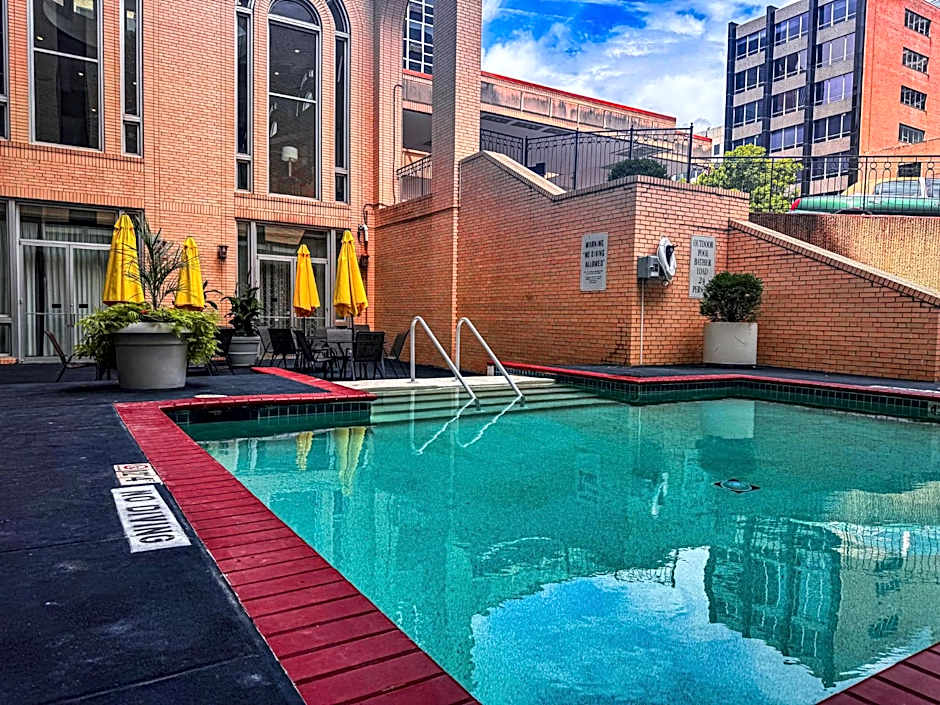 Clayton Plaza Hotel