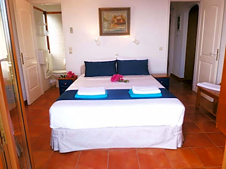 Two-Bedroom Apartment Sea View