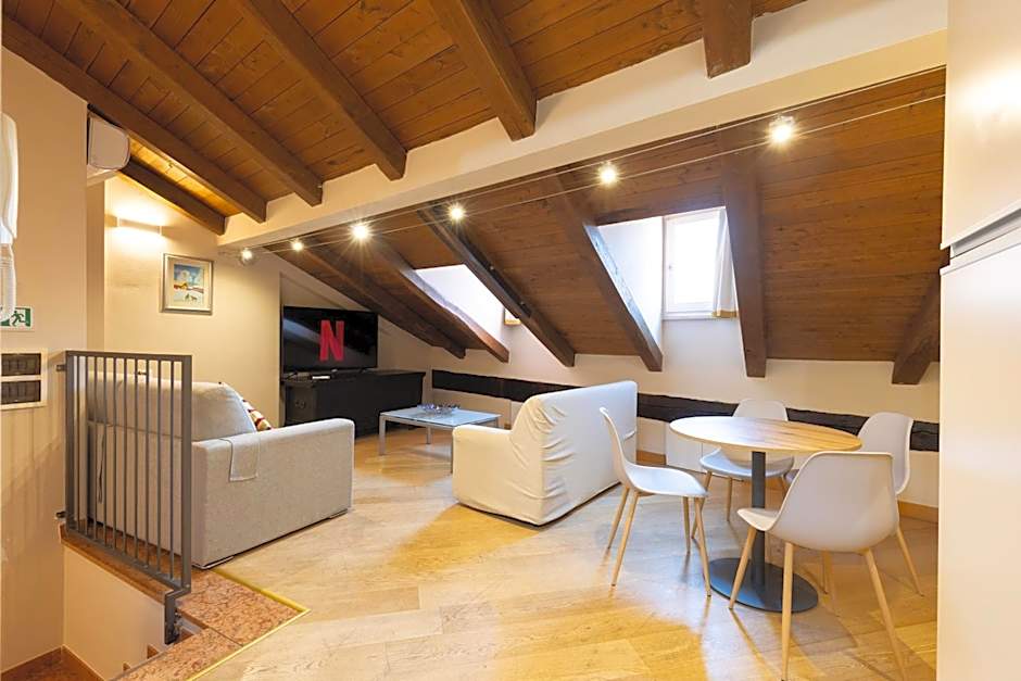 BolognaRoomscom - Santo Stefano Apartments