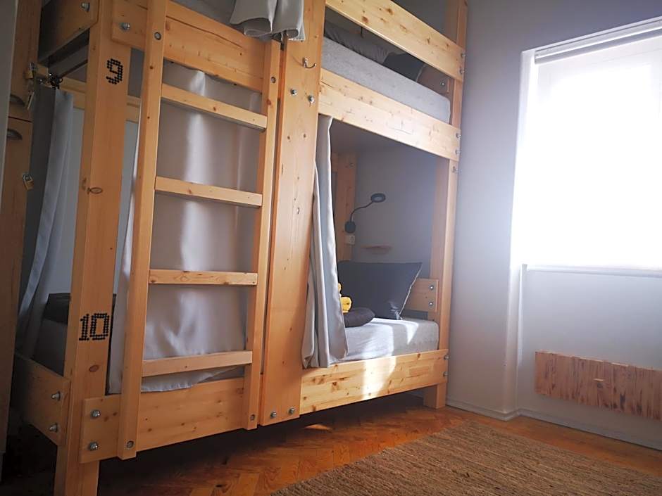 Family Surf Home - Hostel