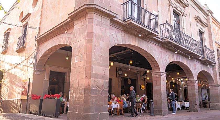 Hotel Plaza D Armas