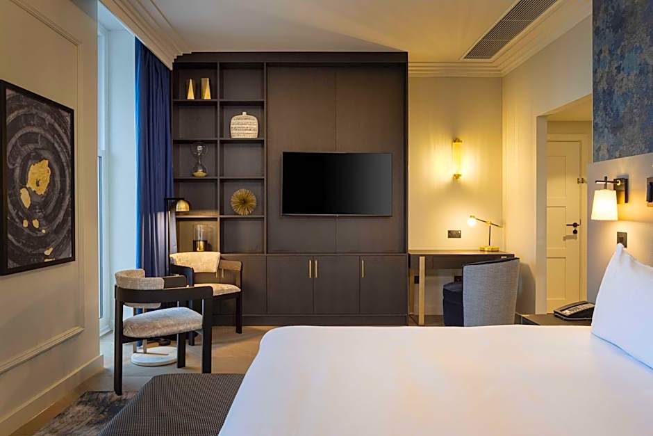 DoubleTree by Hilton Brighton Metropole