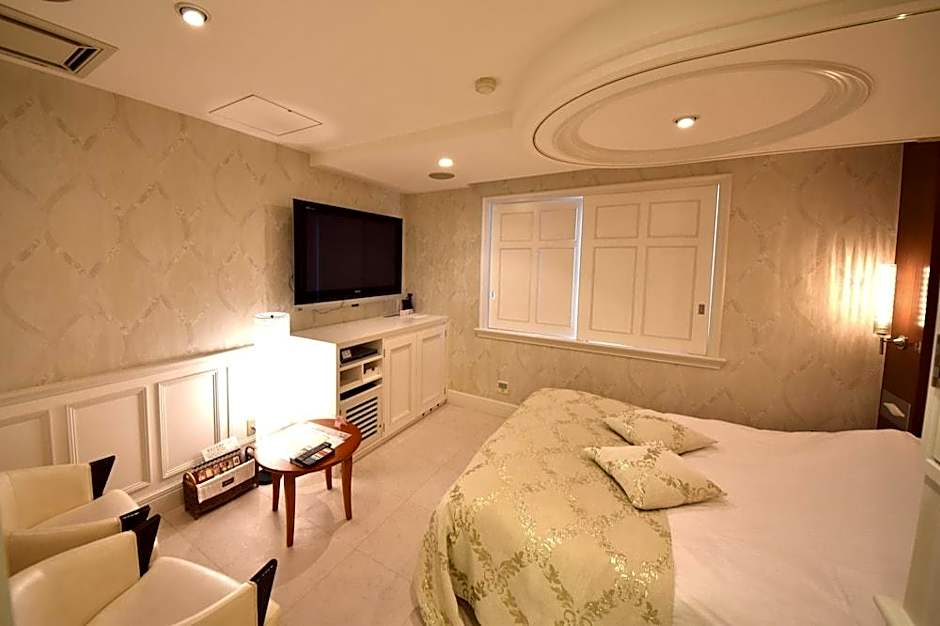 Hotel Woo (Adults Only)