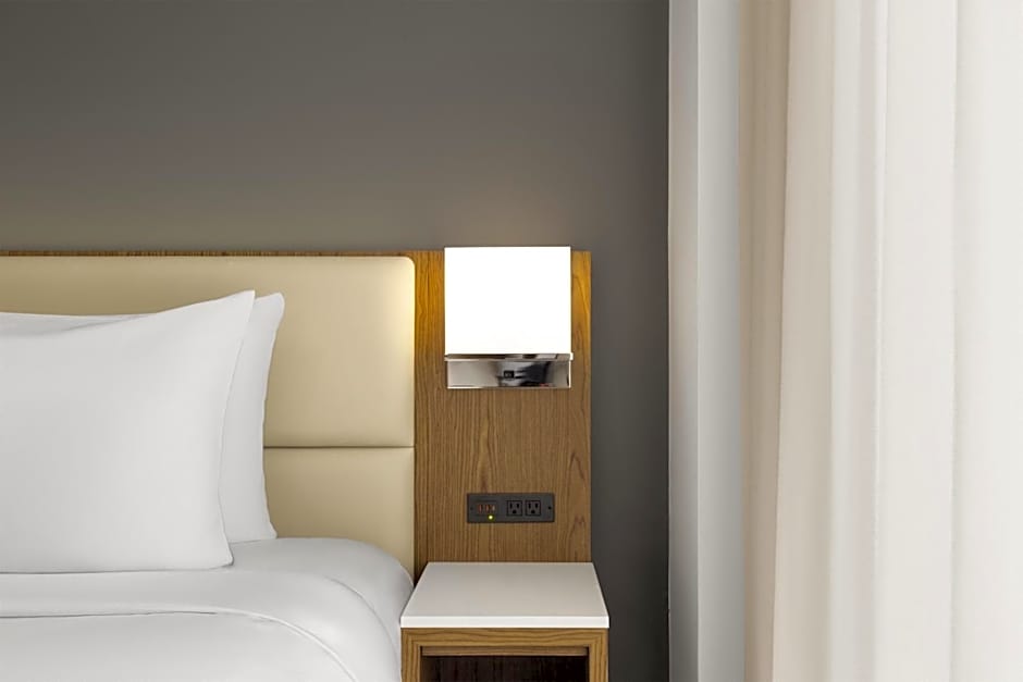 Best Western Premier Empire State Hotel